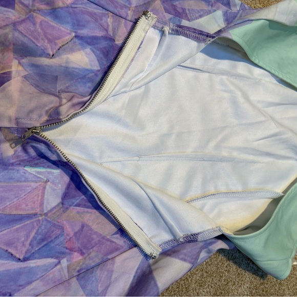 Geometric Pattern Dress - Picture 4 of 5